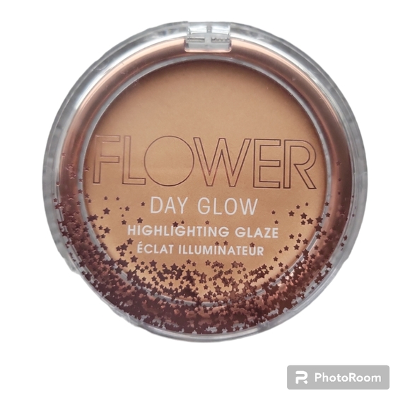 FLOWERbyDREW MakeUp Bundle - Picture 4 of 6